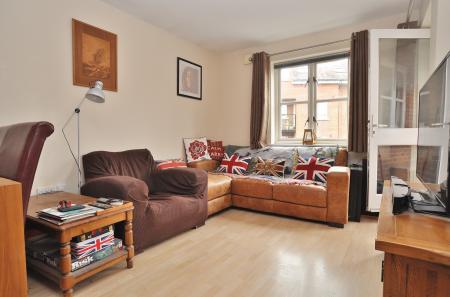 2 bedroom Flat for sale in Osier Court, Bancroft, Hitchin