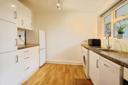 1 bedroom Flat for sale in Abbis House, Whinbush Road