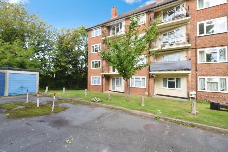 1 bedroom Flat for sale in Abbis House, Whinbush Road