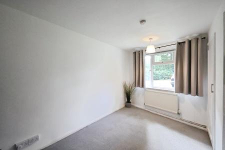 1 bedroom Flat for sale in Abbis House, Whinbush Road