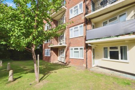 1 bedroom Flat for sale in Abbis House, Whinbush Road