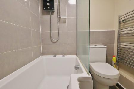 1 bedroom Flat for sale in Abbis House, Hazelwood Close, Hitchin