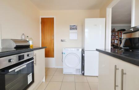 1 bedroom Flat for sale in Blyth Close, Stevenage
