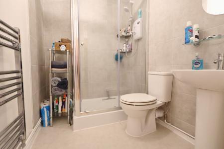 1 bedroom Flat for sale in Blyth Close, Stevenage