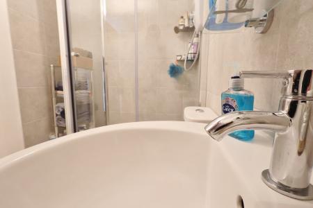 1 bedroom Flat for sale in Blyth Close, Stevenage