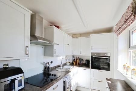 1 bedroom Flat for sale in Seymour Court, Baliol Road