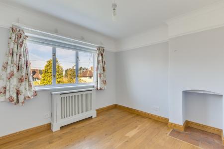 4 bedroom Detached house for sale in Broadwater Avenue, Letchworth