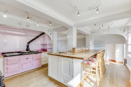 4 bedroom Detached house for sale in Broadwater Avenue, Letchworth