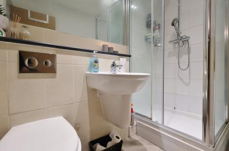 2 bedroom Flat for sale in Cadwell Green, Hitchin