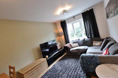 2 bedroom Flat for sale in Cadwell Green, Hitchin