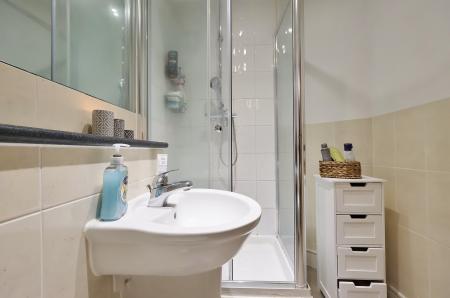 2 bedroom Flat for sale in Cadwell Green, Hitchin