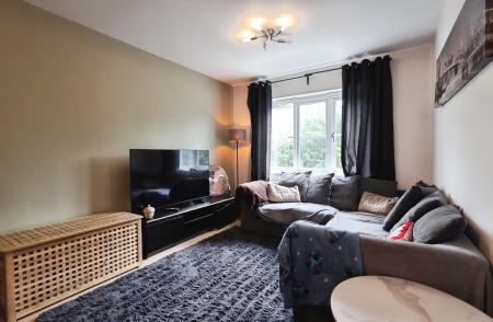 2 bedroom Flat for sale in Cadwell Green, Hitchin