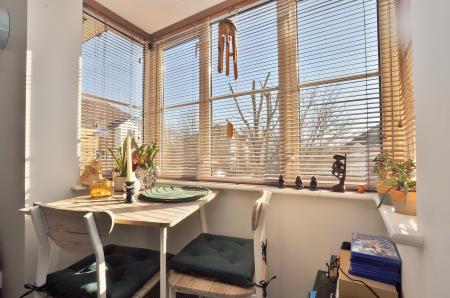 1 bedroom Flat for sale in Chestnut Court, Hitchin