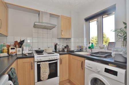 1 bedroom Flat for sale in Chestnut Court, Hitchin
