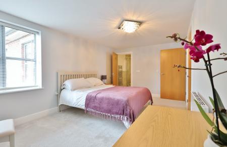 2 bedroom Flat for sale in Coopers Yard, Hitchin