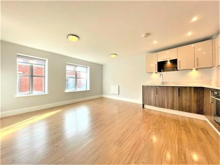 2 bedroom Flat for sale in Coopers Yard, Hitchin