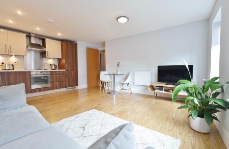 2 bedroom Flat for sale in Coopers Yard, Hitchin