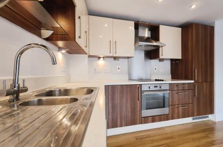2 bedroom Flat for sale in Coopers Yard, Hitchin