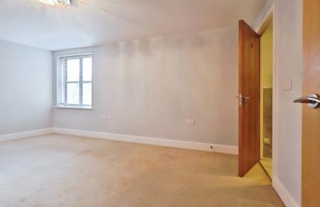 2 bedroom Flat for sale in Coopers Yard, Hitchin