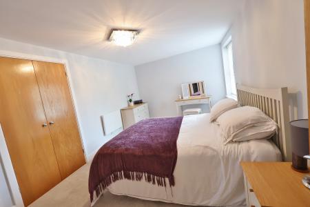 2 bedroom Flat for sale in Coopers Yard, Hitchin