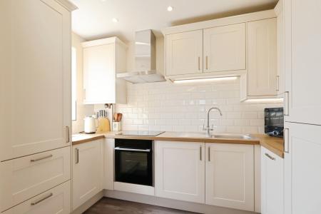 2 bedroom Flat for sale in Fyffes Court, Hitchin