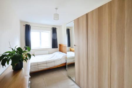 2 bedroom Flat for sale in Fyffes Court, Hitchin