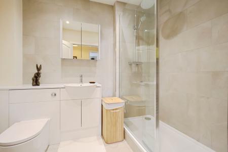 2 bedroom Flat for sale in Fyffes Court, Hitchin