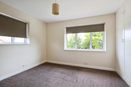 3 bedroom Semi-detached house for sale in Lawrence Ave, Letchworth