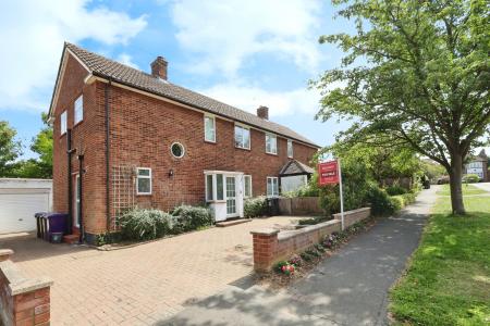 Lawrence Ave, Letchworth