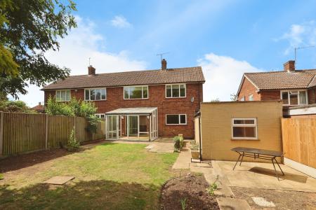 3 bedroom Semi-detached house for sale in Lawrence Ave, Letchworth