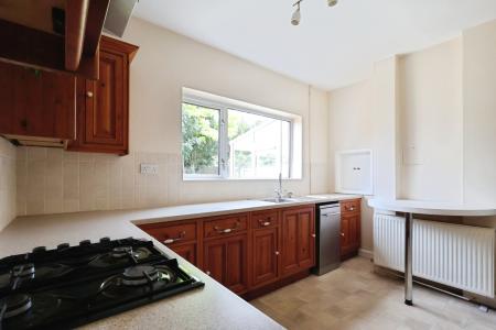 3 bedroom Semi-detached house for sale in Lawrence Ave, Letchworth