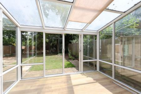 3 bedroom Semi-detached house for sale in Lawrence Ave, Letchworth