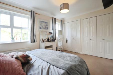 4 bedroom Semi-detached house for sale in Mendip Way, Stevenage