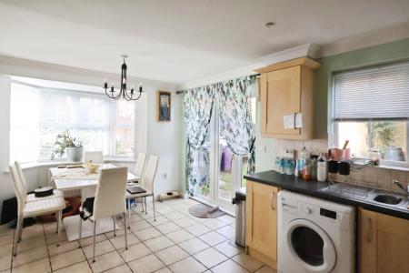 4 bedroom Semi-detached house for sale in Mendip Way, Stevenage