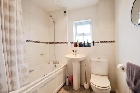 4 bedroom Semi-detached house for sale in Mendip Way, Stevenage