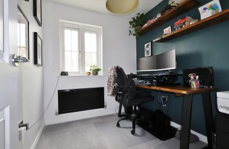 4 bedroom Terraced House for sale in Orchard Way, Henlow