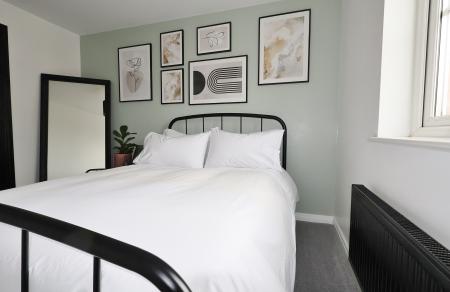 4 bedroom Terraced House for sale in Orchard Way, Henlow