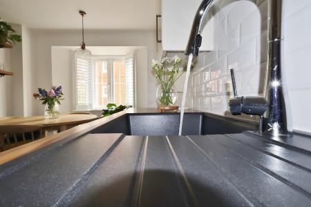 4 bedroom Terraced House for sale in Orchard Way, Henlow