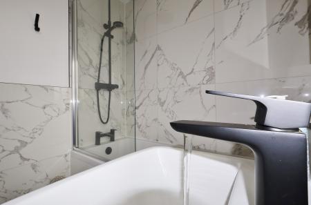 4 bedroom Terraced House for sale in Orchard Way, Henlow