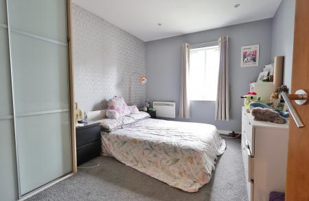 2 bedroom Flat for sale in Peppermint Road, Hitchin