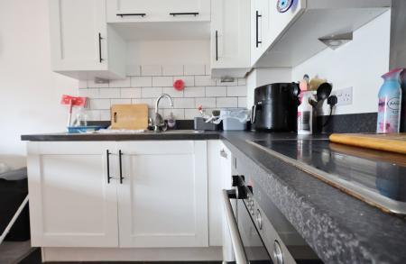 2 bedroom Flat for sale in Peppermint Road, Hitchin