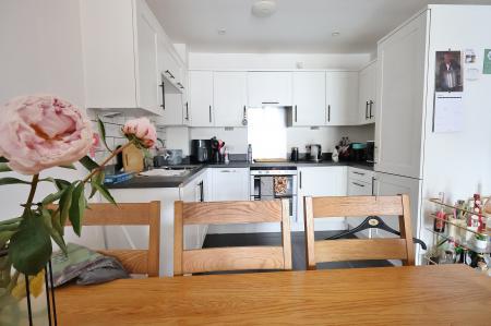 2 bedroom Flat for sale in Peppermint Road, Hitchin
