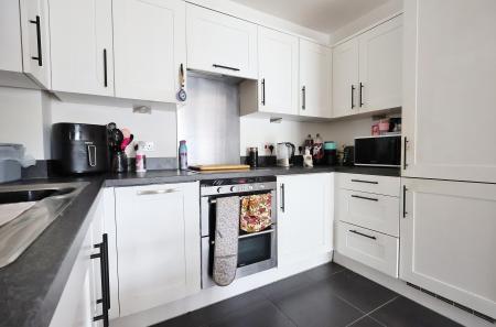 2 bedroom Flat for sale in Peppermint Road, Hitchin