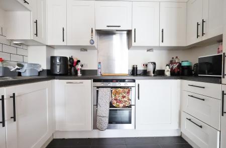 2 bedroom Flat for sale in Peppermint Road, Hitchin