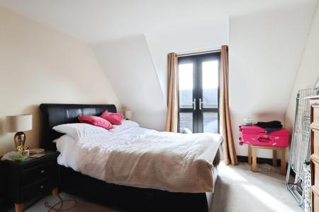 1 bedroom Flat for sale in Pryors Court, Baldock