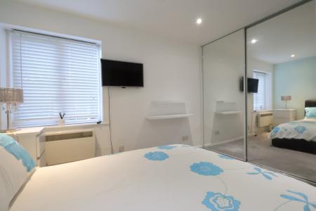 1 bedroom Flat for sale in Redoubt Close, Hitchin