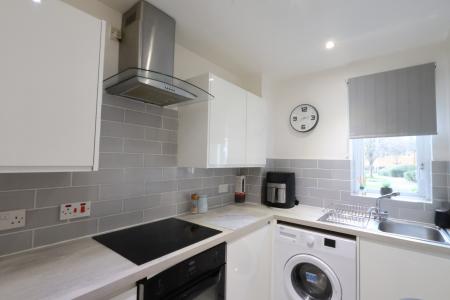 1 bedroom Flat for sale in Redoubt Close, Hitchin