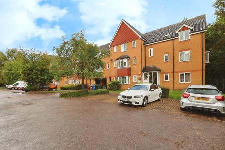 Redoubt Close, Hitchin
