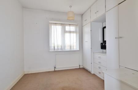 3 bedroom Semi-detached house for sale in Swinburne Avenue, Hitchin