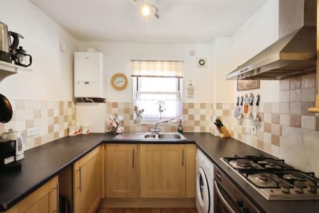 2 bedroom Mews house for sale in Wallace Court, Bancroft